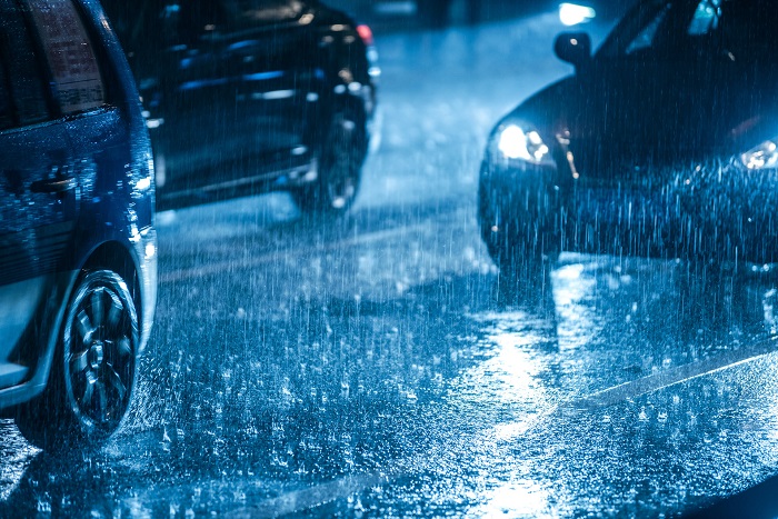 نکات رانندگی در هوای بارانی