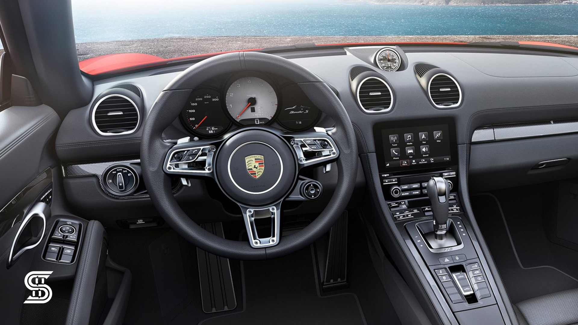 نمای داخلی 2-پورشه 718 باکستر S
