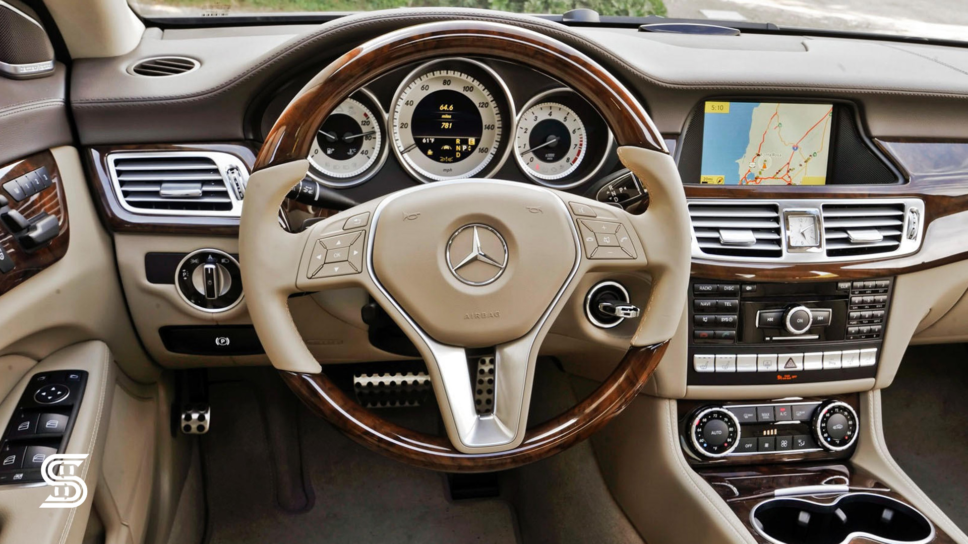 رفاهیات بنز cls