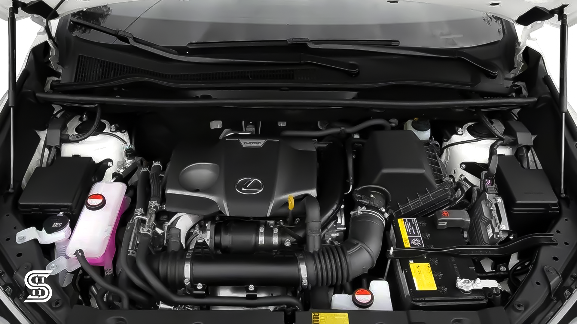 نگاهی دقیق تر به لکسوس NX - موتور