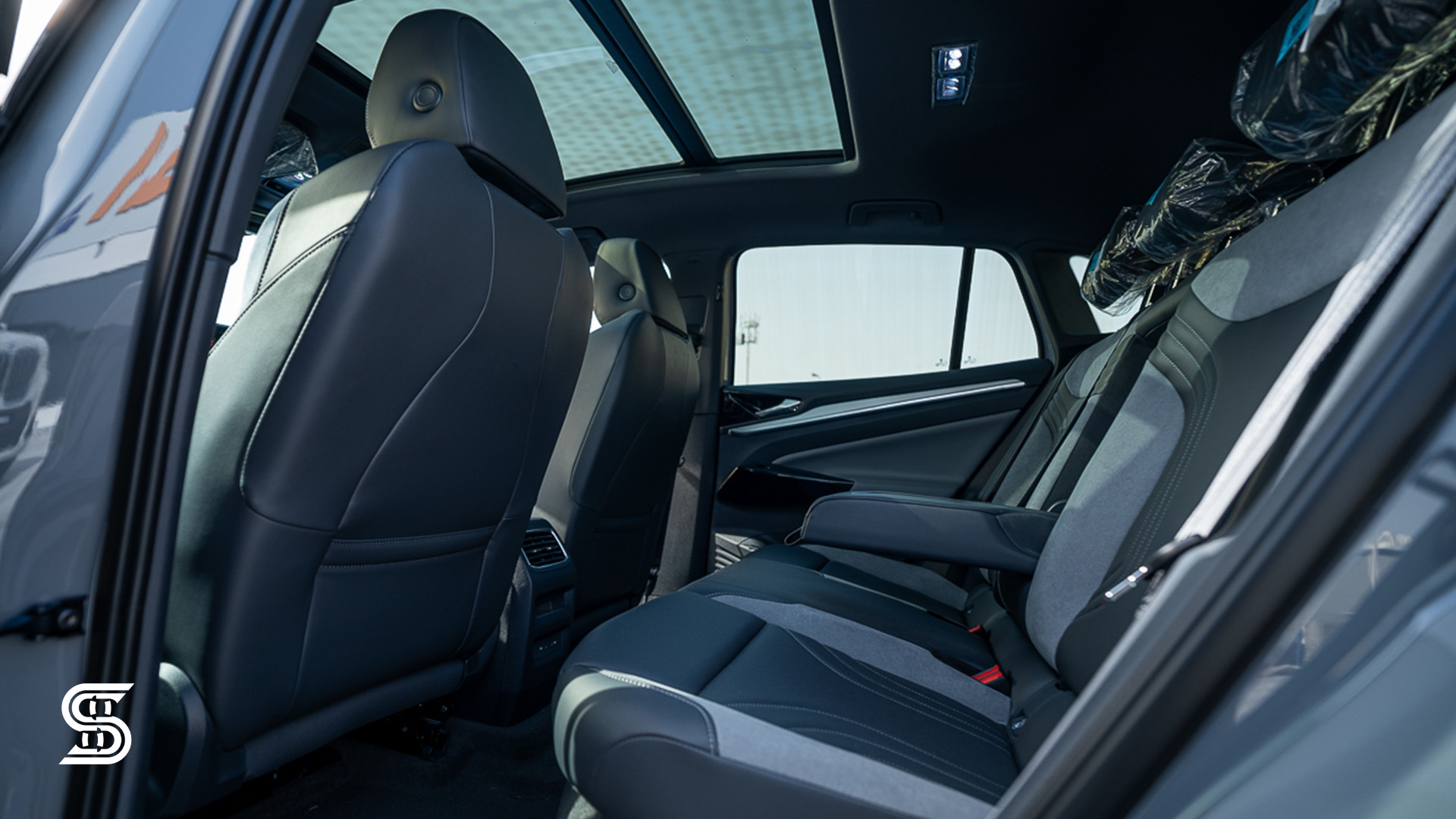 فولکس واگن ID 4 Crozz - طراحی داخلی عقب