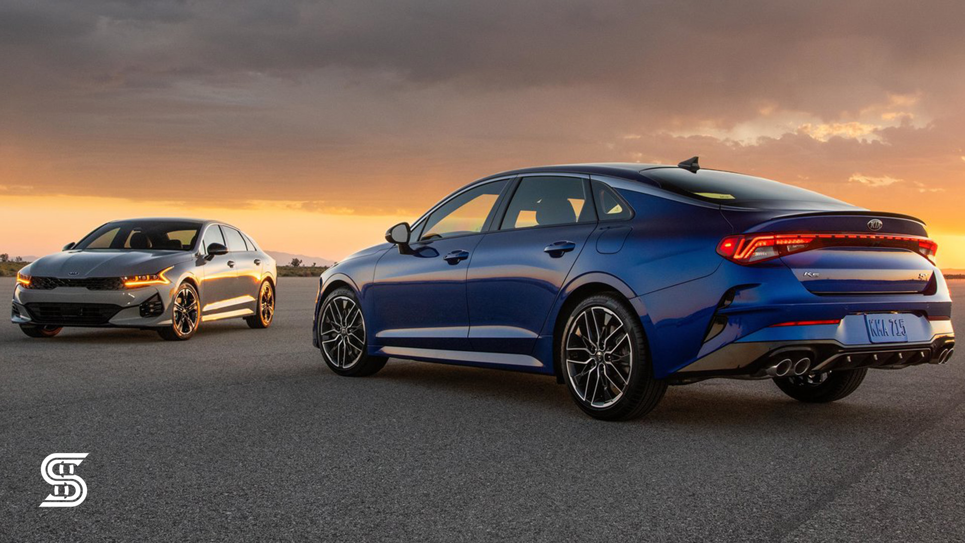 مقایسه کیا K5 2023 و تویوتا کمری 2025(مقایسه ظاهری)