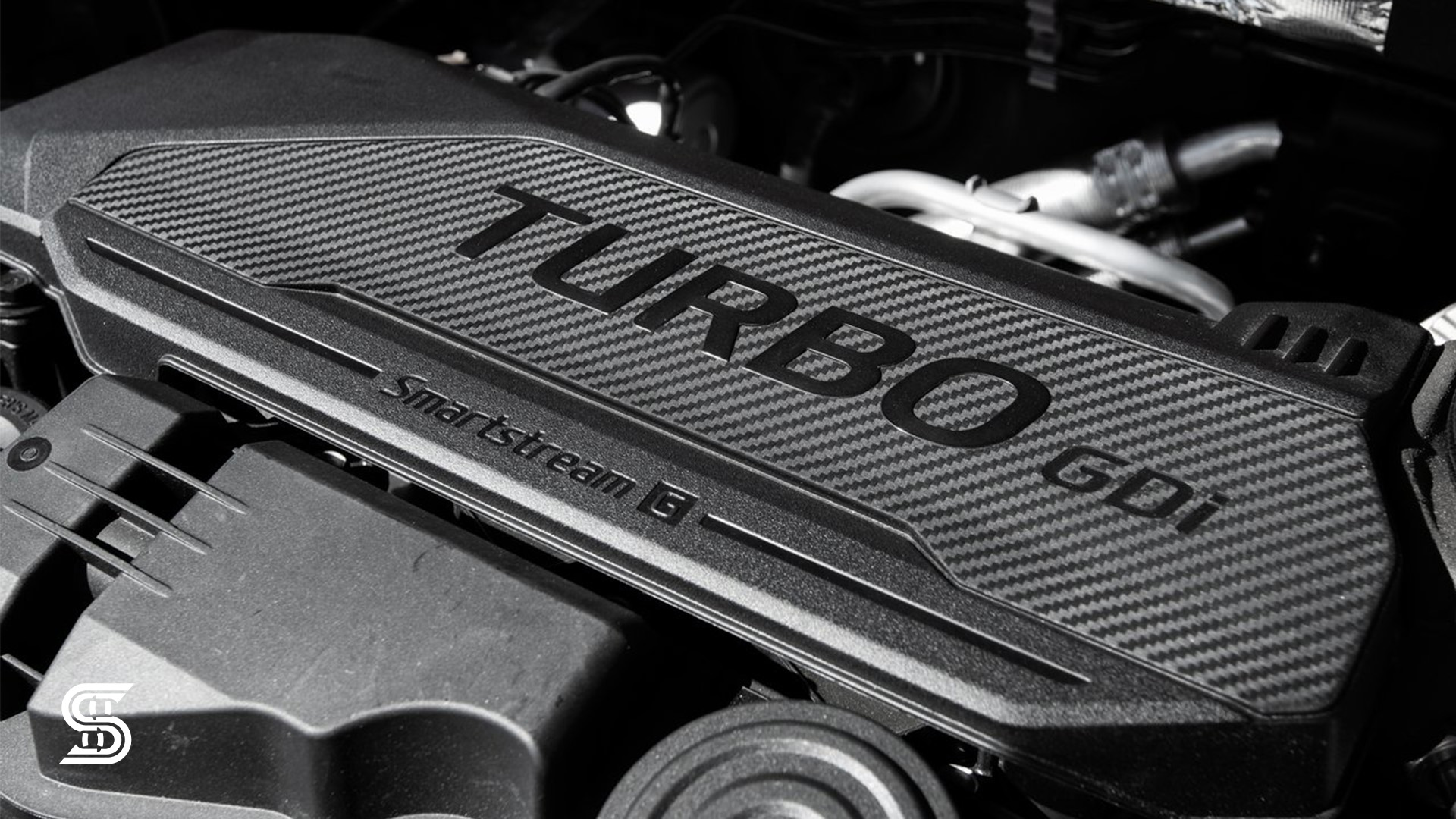 مقایسه کیا K5 2023 و تویوتا کمری 2025(مقایسه فنی)