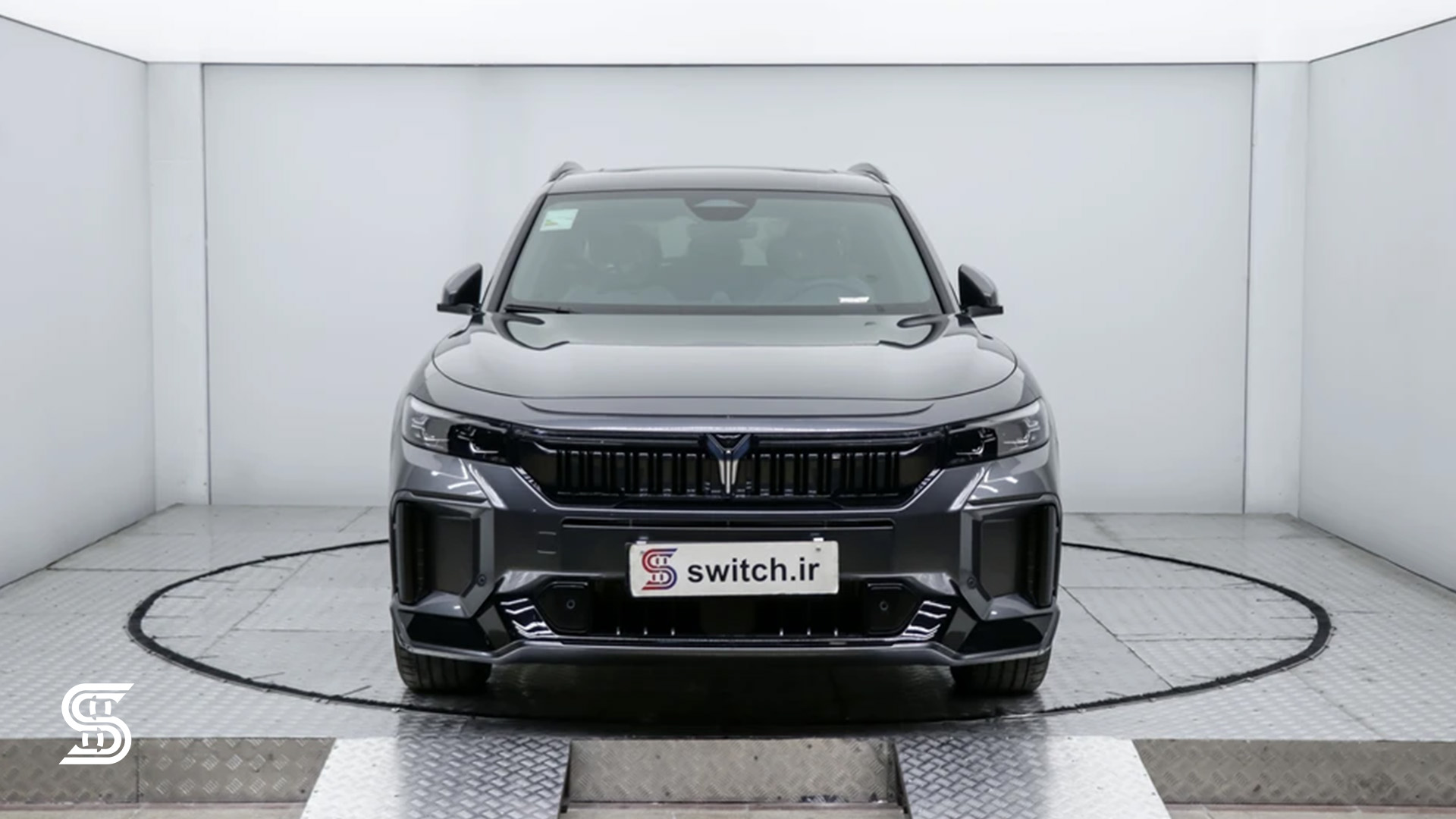 معرفی وویا فری 2025 - رو به رو2