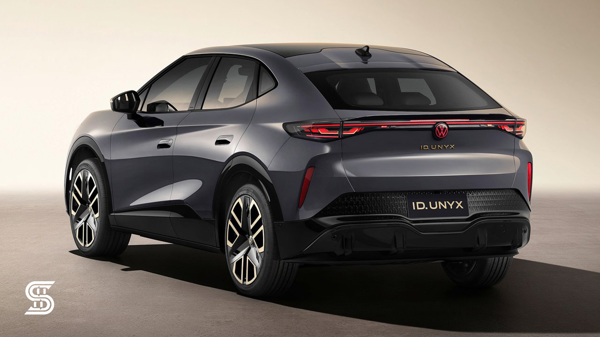 مقایسه فولکس واگن ID.Unyx و آئودی Q5 e-tron - عقب فولکس